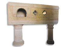 Le dbredinoire de Saint-Menoux (Sarcophage de pierre - Moyen-ge)